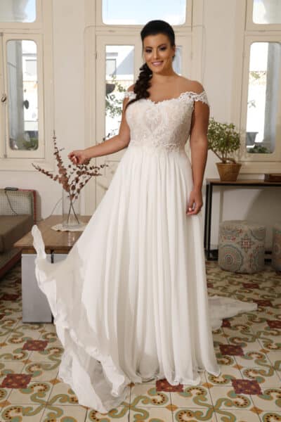 9 Curvy Bridal Gowns with Chiffon Skirts – Studio Levana – Couture ...