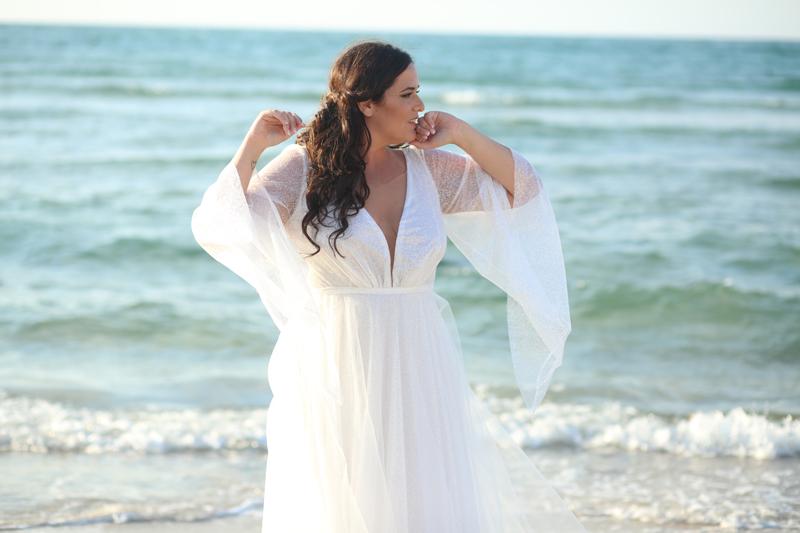 Beach wedding dresses for curvy brides