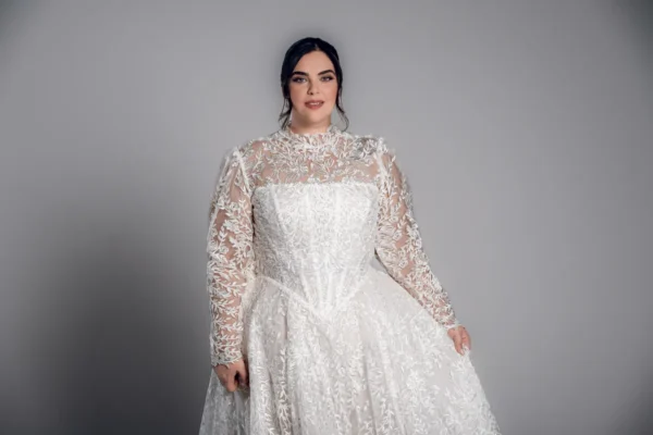 Noemie A-line plus size wedding dress with lace sleeves