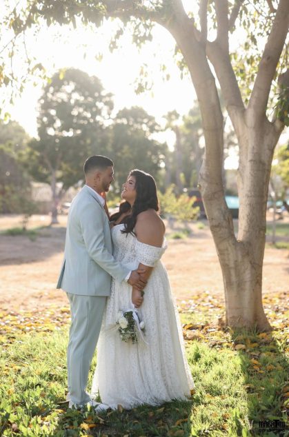 photo_5192786010176618931_y